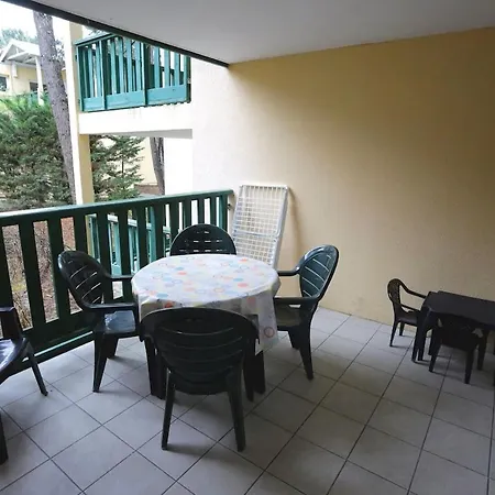T2, 2 Etoiles, 5 Couchages, Piscine, Maubuisson Proche Lacanau