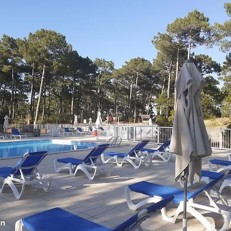 Apartment T2, 2 Etoiles, 5 Couchages, Piscine, Maubuisson Proche Lacanau